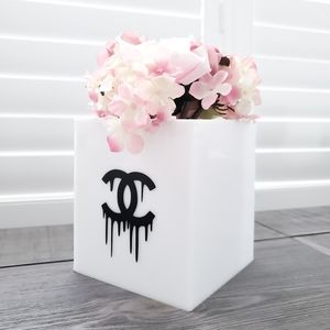 Chanel Tissue box Square